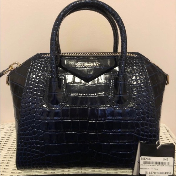 SOLD Givenchy Small Antigona Navy Croc Bag - Picture 3 of 8